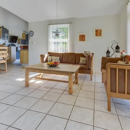 Three-bedroom Holiday In Casa de Férias Hals